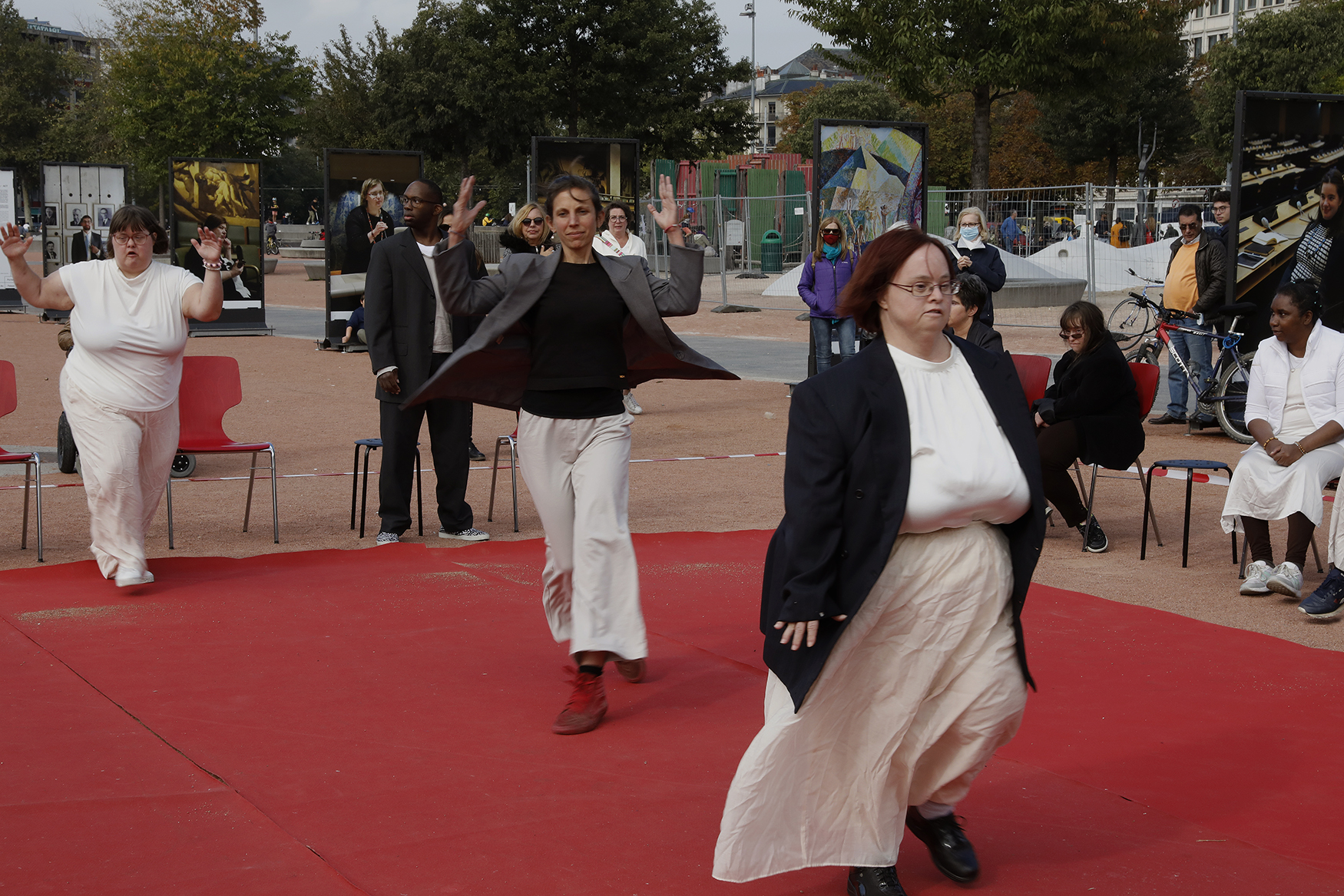 Biennale des Arts inclusifs Biennale Out of The box